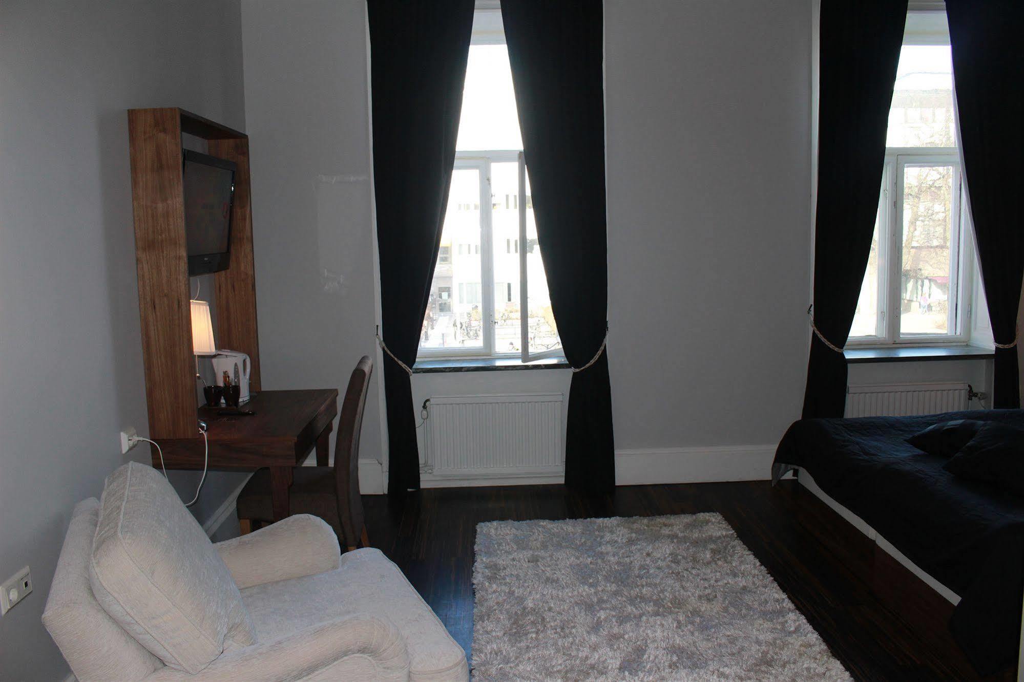 Hotell Hjalmar Orebro Bagian luar foto