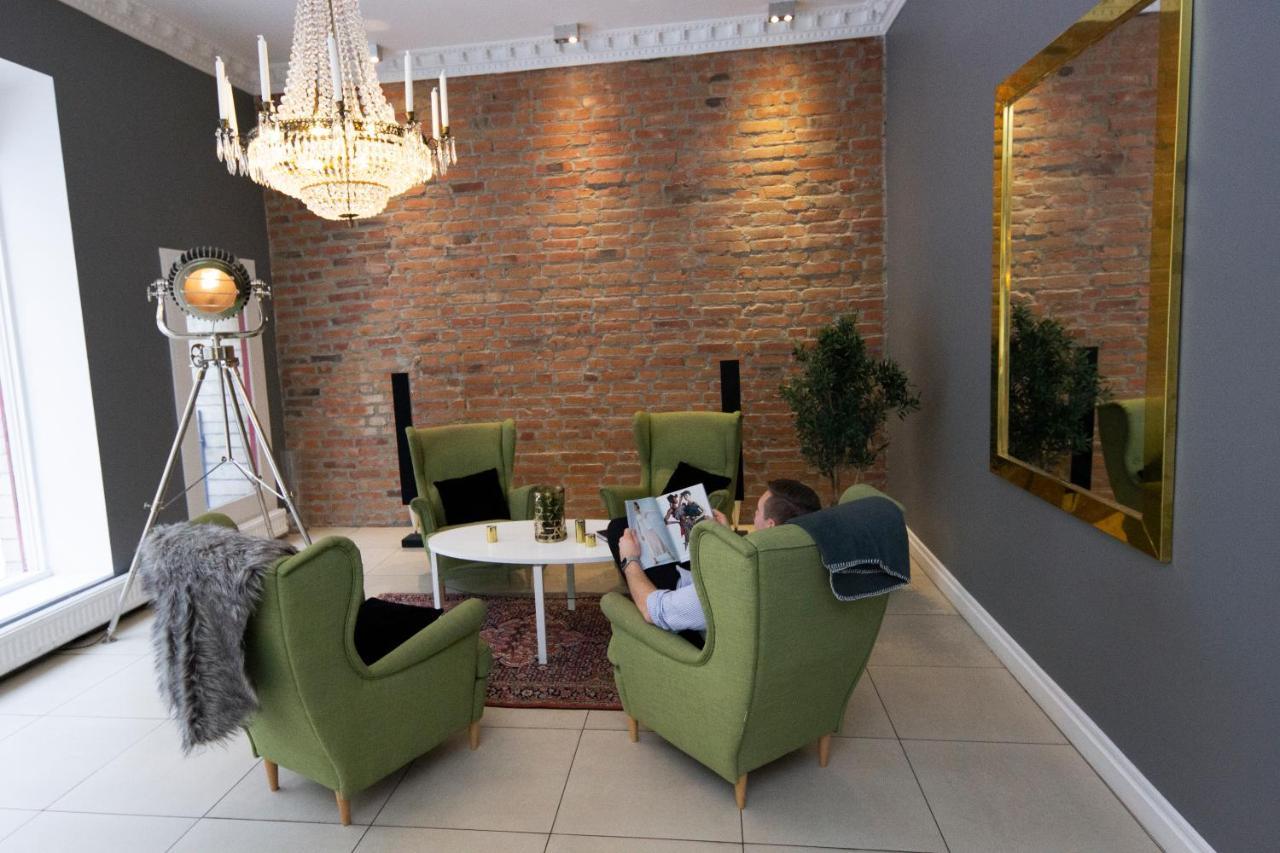 Hotell Hjalmar Orebro Bagian luar foto